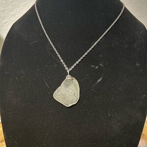 Elegant Silver Pendant Necklace